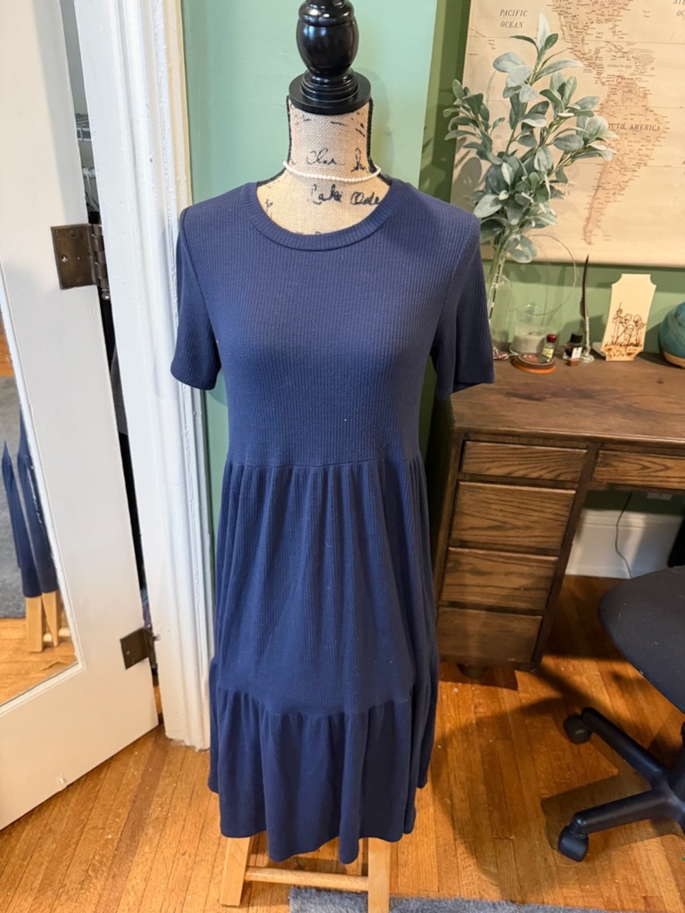 Women's Navy Short-Sleeve Tiered Midi Dress